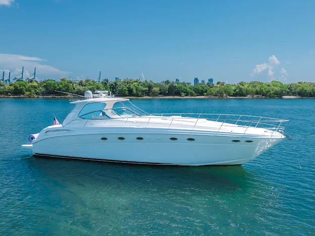 60ft Sundancer A-Yacht exterior profile